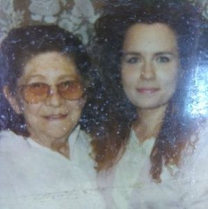 Meet your Posher, Lorinda